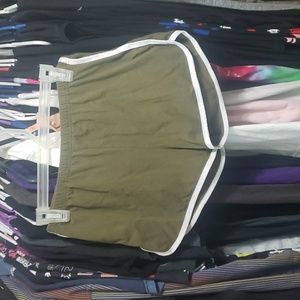 Uratot L Army Green Boots Shorts